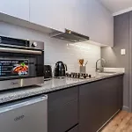 Cozy Hideout In A Landmarked District